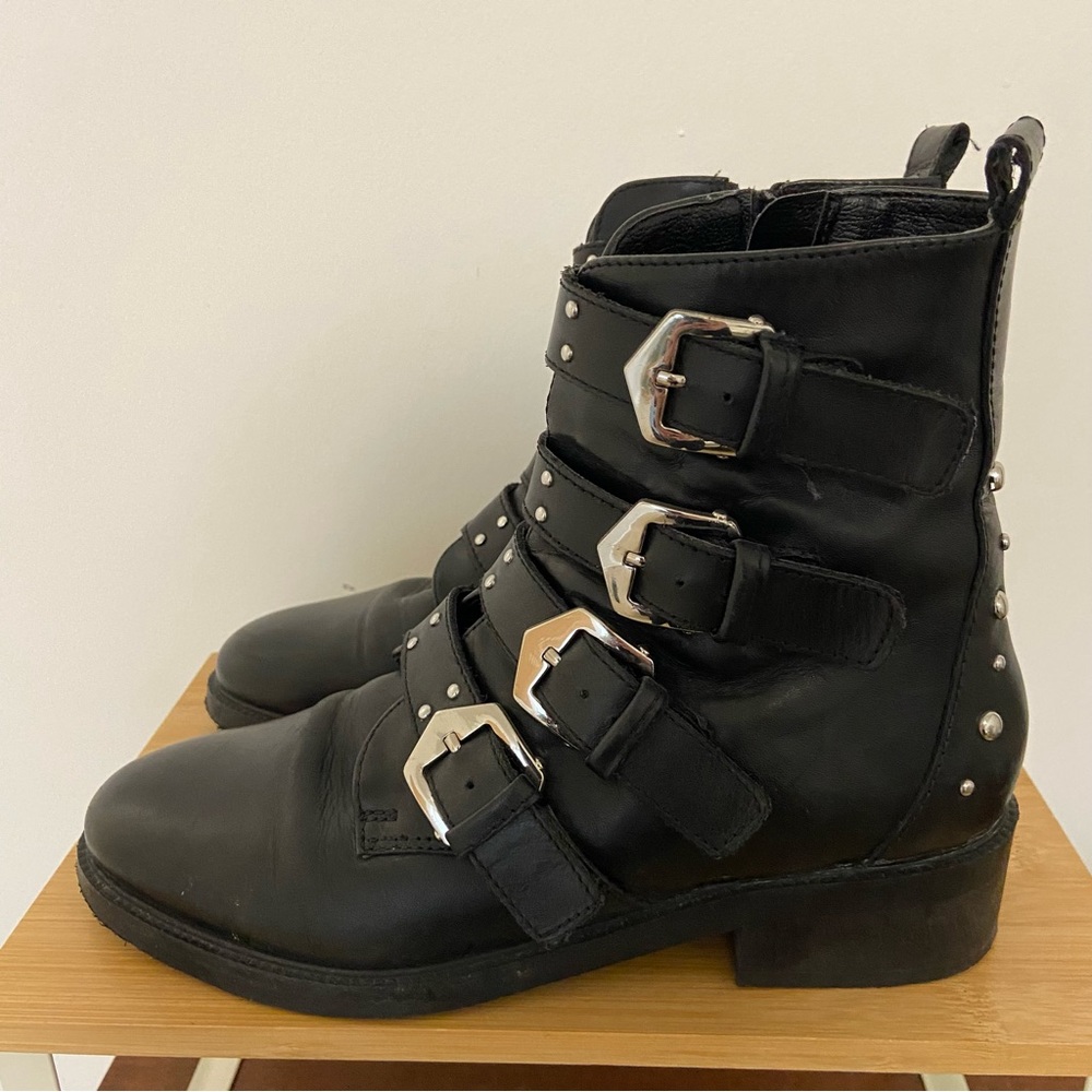 Carvela Kurt Geiger multi strap leather ankle boots size 37